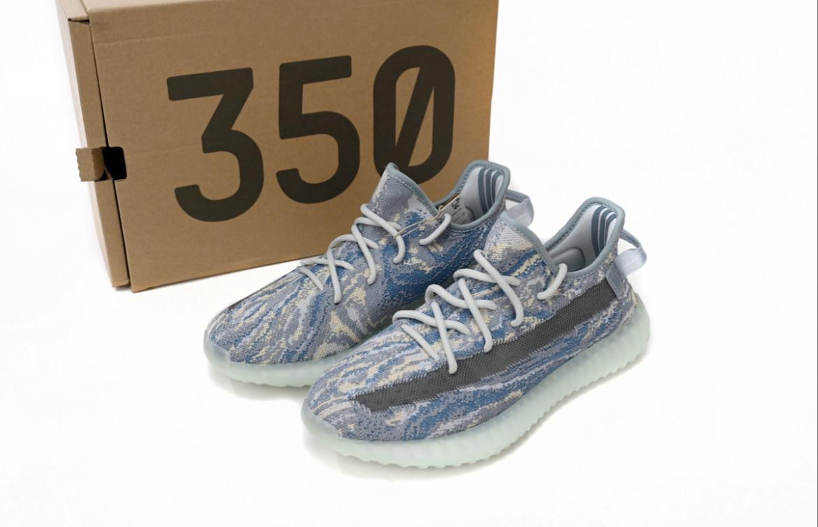 Yezzy Boost 350 Sky Blue