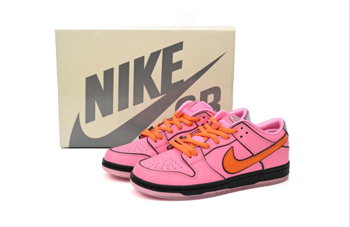 The Powerpuff Girls x Nike SB Dunk Low Blossom