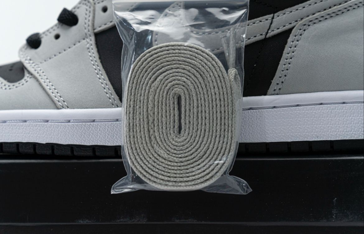 Shadow Gray 2.0 Jordan 1st generation basketball sneakers