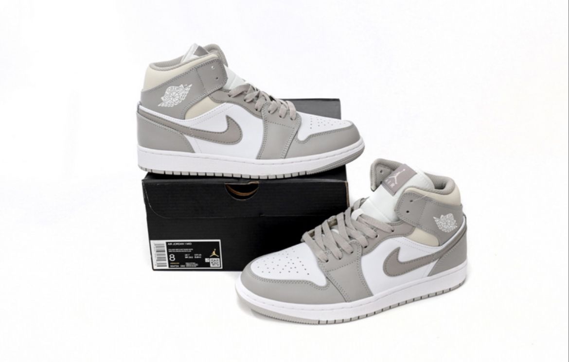 Light bone color Joe 1 mid-top basketball shoes