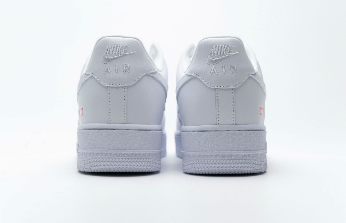Nike Air Force 1 Low supreme