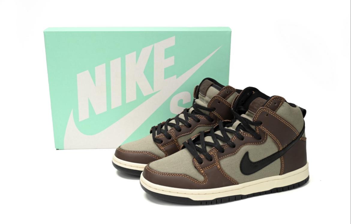 Dunk SB High Pro ‘’Baroque Brown‘’